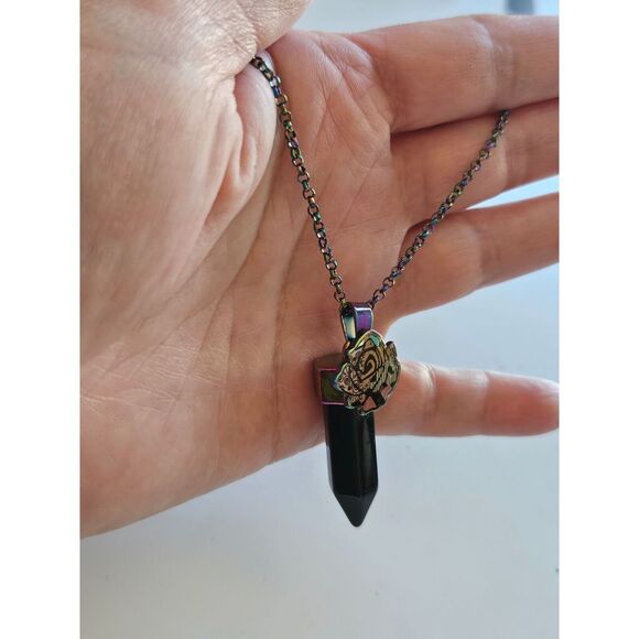 Disney The Nightmare Before Christmas Sally Rose necklace - Picture 2 of 8